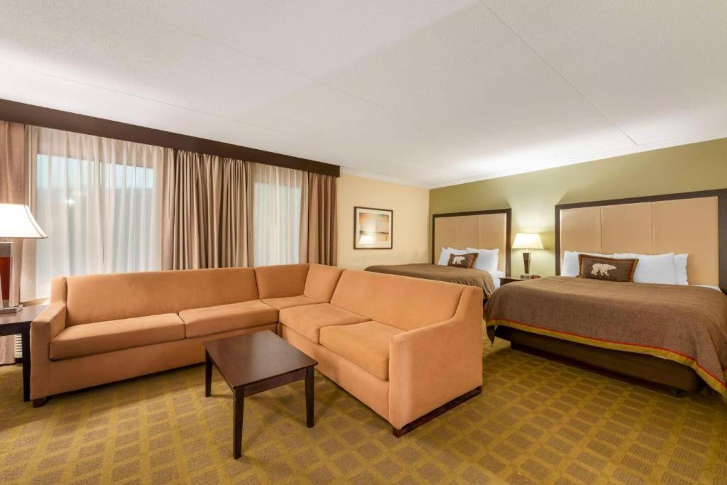Best Western Plus White Bear Country Inn White Bear Lake Buitenkant foto